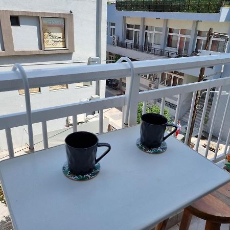 Betty'S Central Apartment Alexandroupolis Buitenkant foto