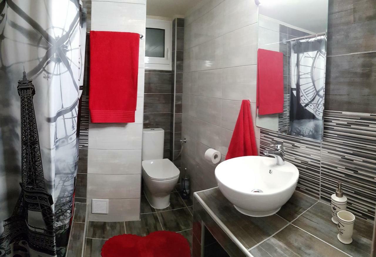 Betty'S Central Apartment Alexandroupolis Buitenkant foto
